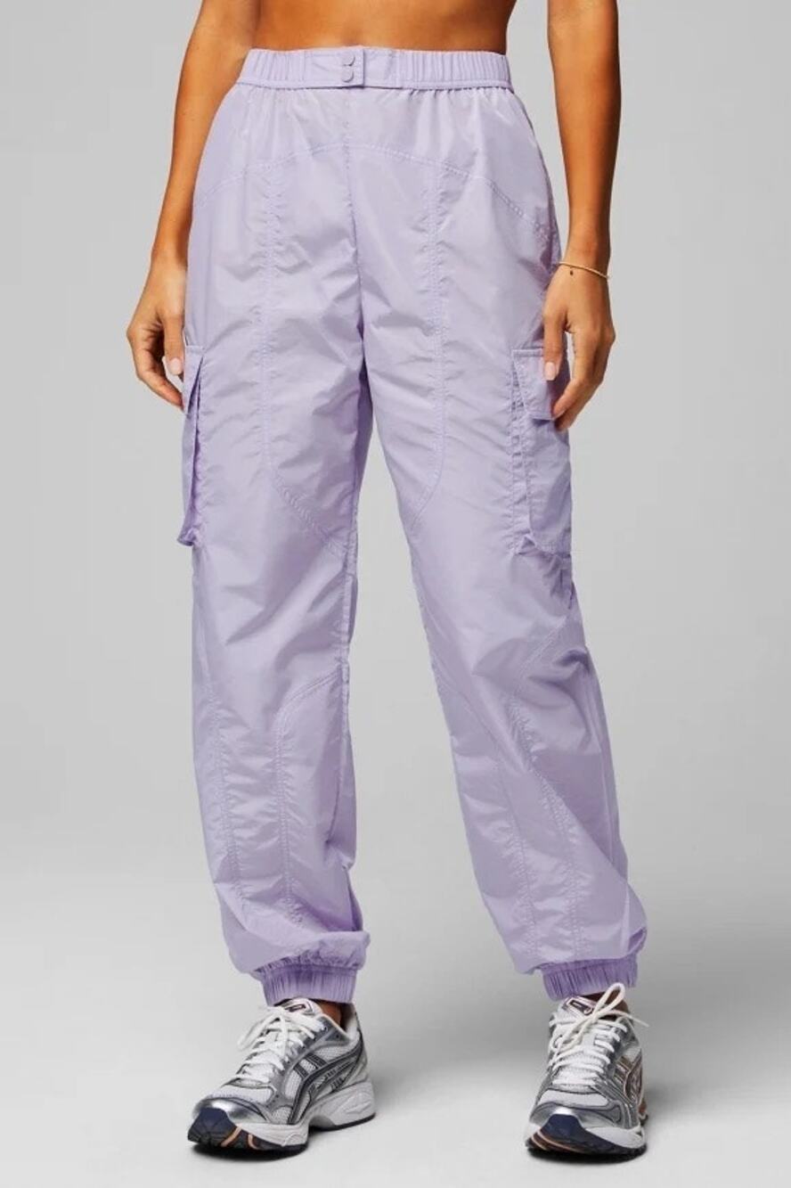 New Fabletics Lightweight Cargo Jogger Lilac Lily Shine size M